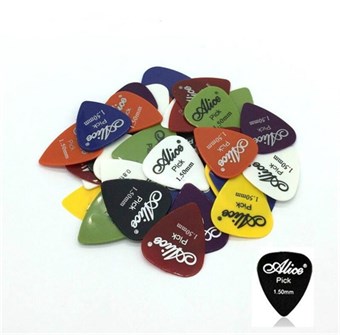 Gift Guitar picker included (1 gift per order)