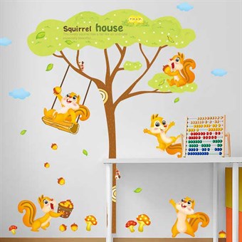 TipTop Wallstickers Squirrel House Pattern